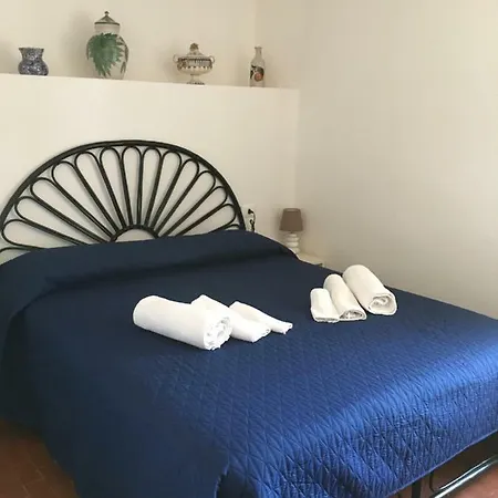 Semesterbostad Villino Fraginesi *